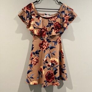 A’gaci Floral and Ruffled Dress - Thick - Size Small